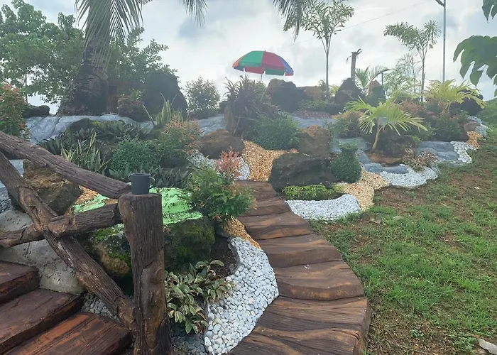 Michaels Homestay - Farm Villa Nr Patar Beach & Bolinao Falls