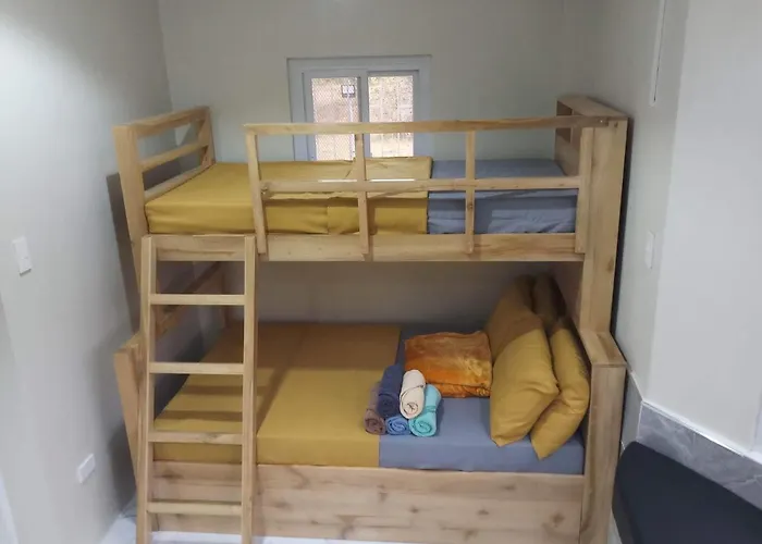Michaels Homestay - Farm Villa Nr Patar Beach & Bolinao Falls