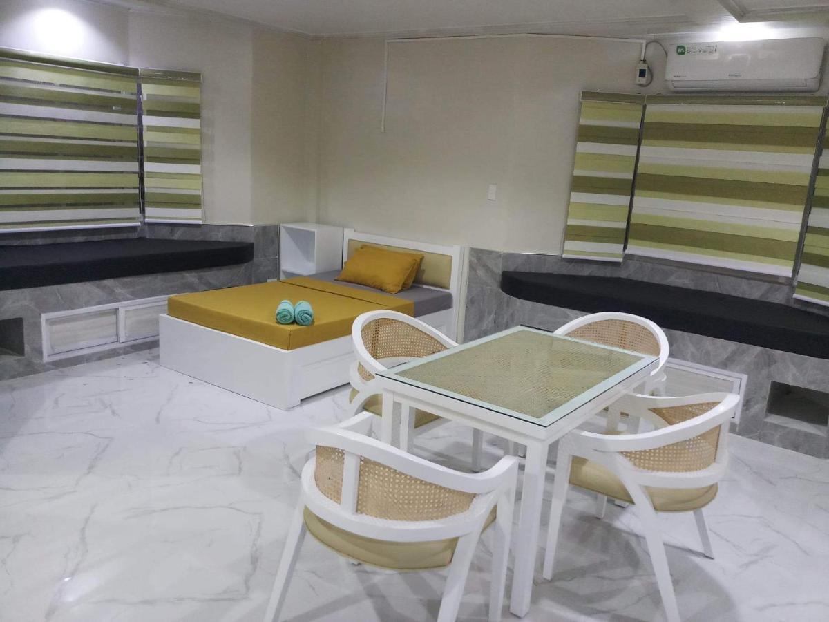 Michaels - Farm Nr Patar & Falls Farm stay Bolinao