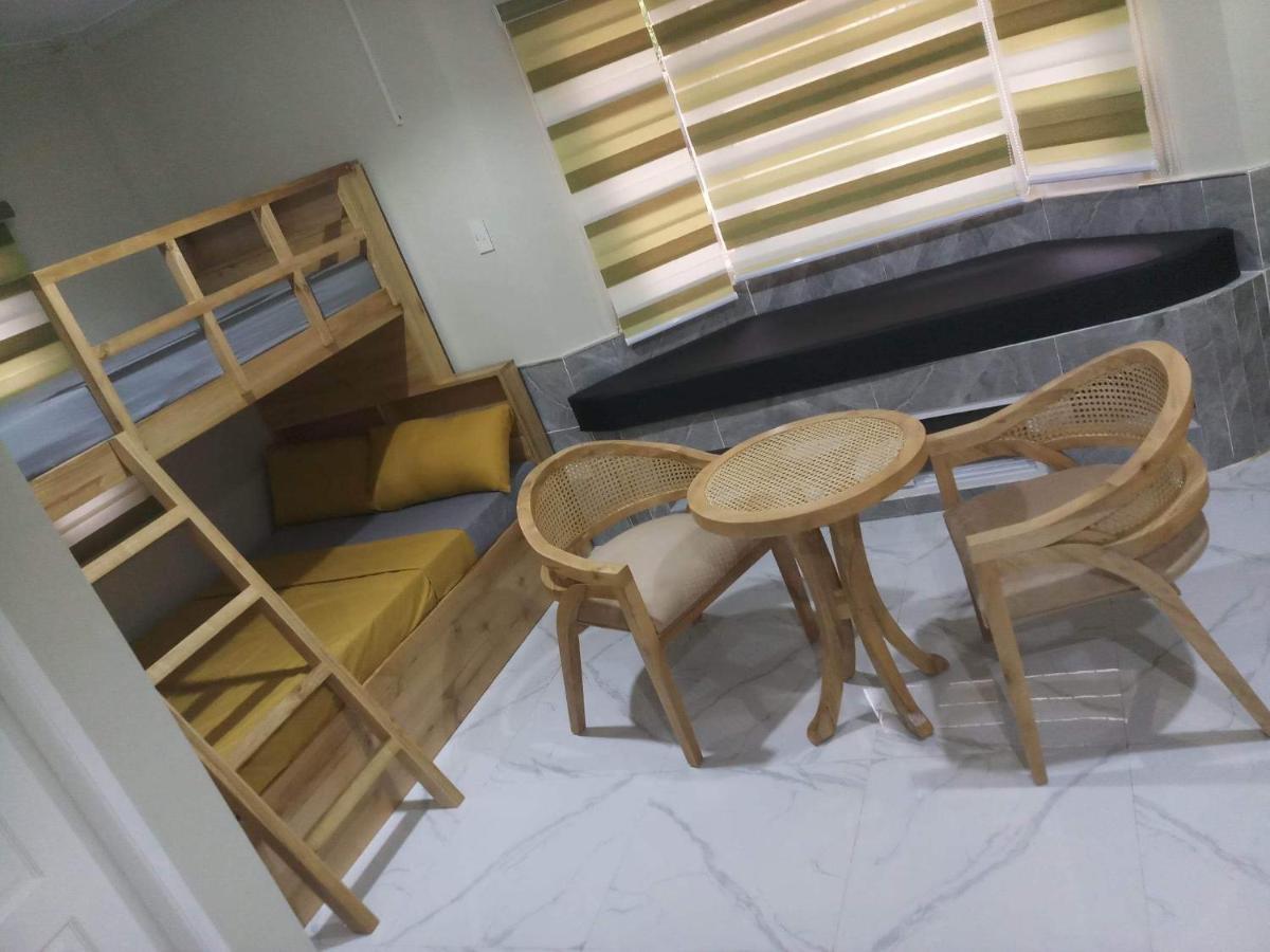 Michaels - Farm Nr Patar & Falls Farm stay Bolinao